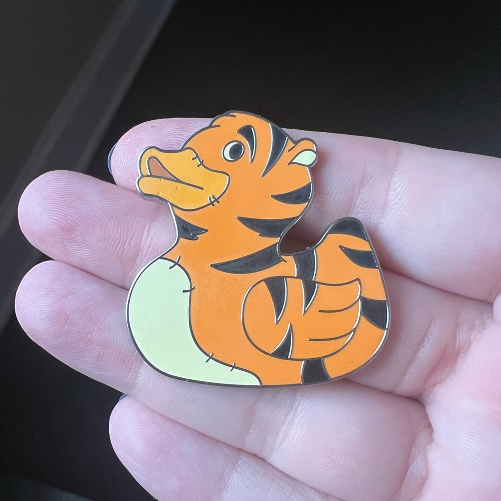 Disney Duck Mystery Pin - Tiger